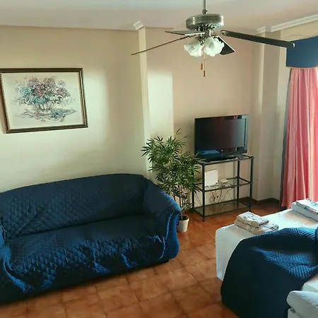 Maximar 8 Bed Places, Heated Swimmingpool *